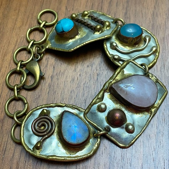 Jewelry - Stunner! Brutalist mixed metals with genuine semi precious gemstones bracelet.